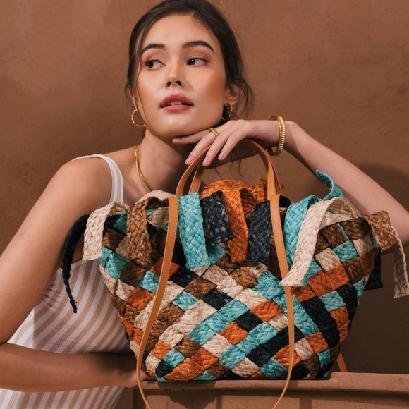 👜👜👜Aranaz Mezcla Multicolor Woven Basket Tote. - Picture 2 of 4